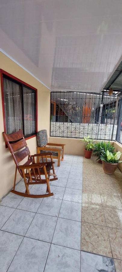 Hostel Casa Marina Puerto Limon Ngoại thất bức ảnh