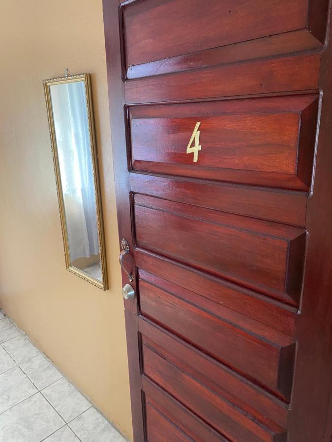 Hostel Casa Marina Puerto Limon Ngoại thất bức ảnh