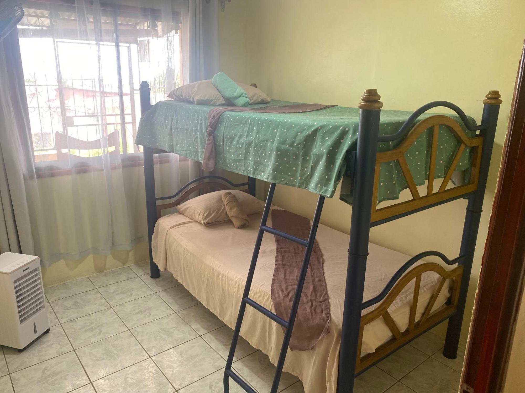 Hostel Casa Marina Puerto Limon Ngoại thất bức ảnh