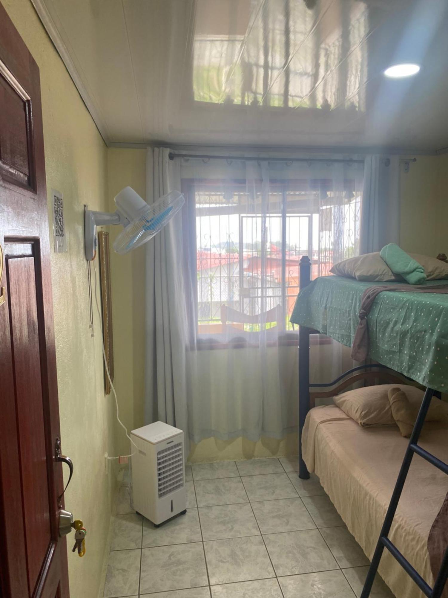 Hostel Casa Marina Puerto Limon Ngoại thất bức ảnh